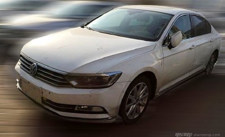 百公里油耗或为1.6L 迈腾插电混动版谍照