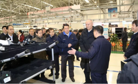 越野世家勇夺开门红 北京越野车“很给力，很提神”