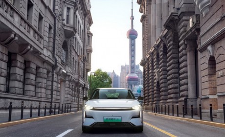 成都车展最值得期待的新车！吉利银河L6部分版型配置曝光