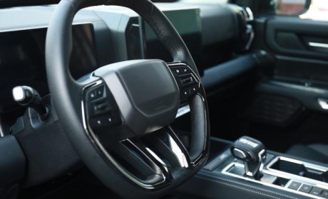 内饰、底盘曝光！江铃全新皮卡更多谍照