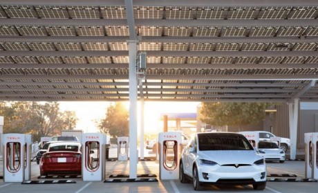 特斯拉在美国将向所有品牌开放充电设施