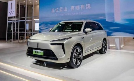 高端新能源大六座SUV新选择，魏牌蓝山DHT-PHEV内饰曝光