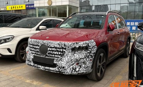 细节有调整 新款奔驰GLB国内实车谍照