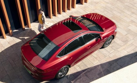 崔东树：1-2月汽车行业利润同比降幅42%