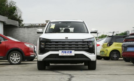 9.68万元起 思皓X8 PLUS五座版上市