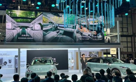 2023上海车展：极狐阿尔法T森林版亮相