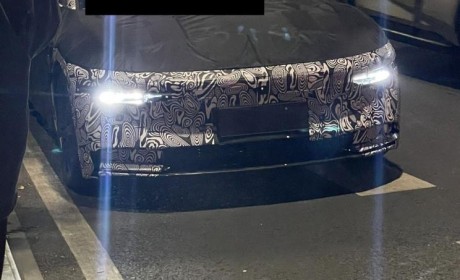 将下半年推出 极氪CS1E最新谍照曝光