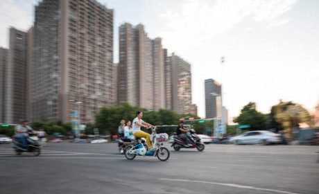 北京：试点外卖快递车加装芯片监测轨迹