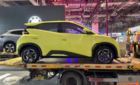 2023上海车展探馆：比亚迪海鸥实车