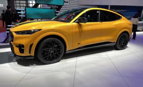 2023上海车展：福特电马GT风暴复古版