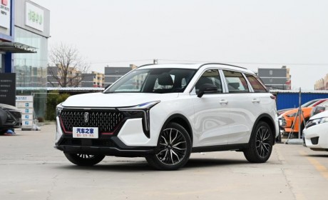 售8.59-10.49万 2023款奔腾T55正式上市