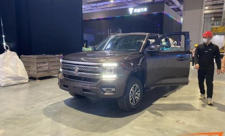 2023上海车展探馆：江铃大道燃油版实车