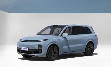 李想：不怕黑 用中国本土供应商很自豪