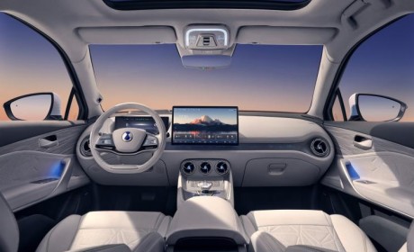 2+2+2布局/有质感 腾势N8内饰官图发布