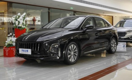 售19.98万 红旗E-QM5 PLUS新增车型上市