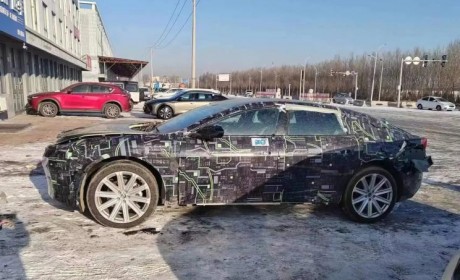 今年第三季度首发 阿维塔E12谍照曝光！