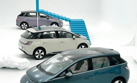 有望于7月底上市 宝骏云朵实车曝光