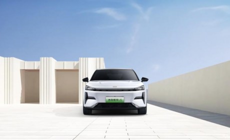 将于三季度上市 吉利银河L6官图发布