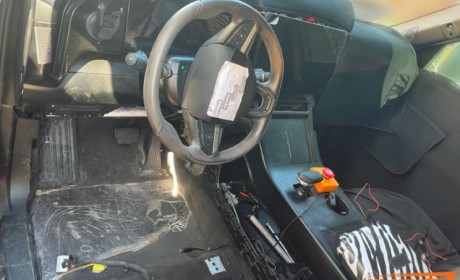 有望近期发布 石头01内饰谍照首次曝光