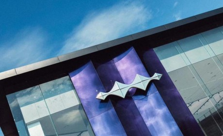 方程豹汽车全国首家销售服务中心挂牌