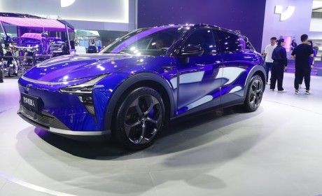 2023成都车展：极越01正式首发亮相