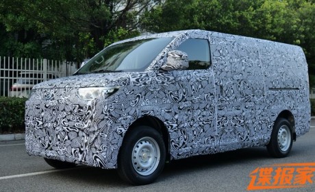 方方正正 瑞驰新能源旗下全新车型谍照