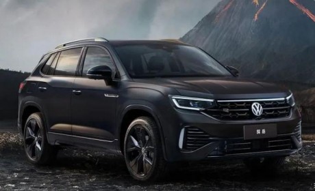 化身“黑骑士” 探岳黑火山版车型官图