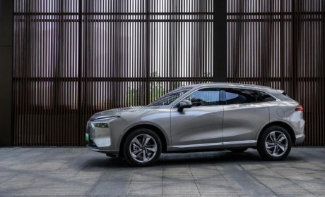 吐槽SUV油耗高？操控差？看完新摩卡秒懂原来SUV可以这么香