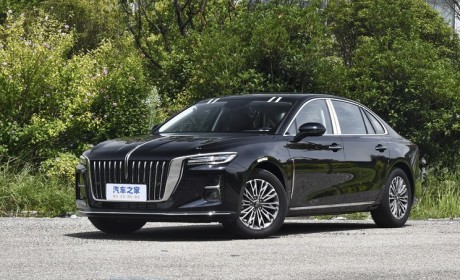 2023成都车展：新款红旗H5售15.98万起