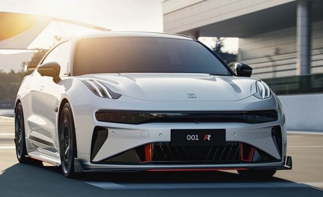 售价超百万 极氪001 FR官图正式发布