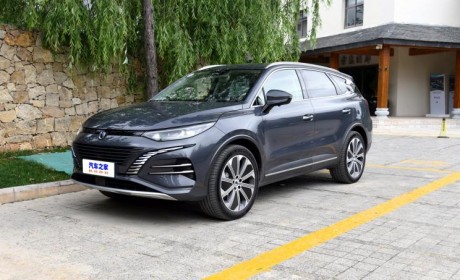 预计售价35万以下 腾势N8价格曝光！