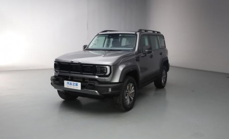 成都车展开启预售 全新BJ40正式亮相