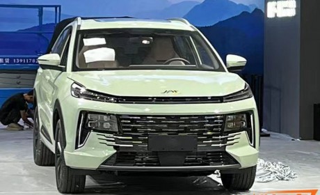 2023成都车展探馆：江淮QX PHEV实车