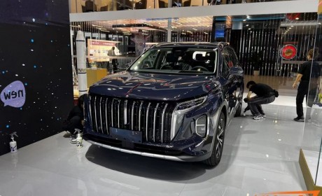 2023成都车展探馆：全新红旗HS7将上市