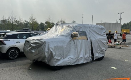 2023成都车展探馆：方程豹豹5实车现身