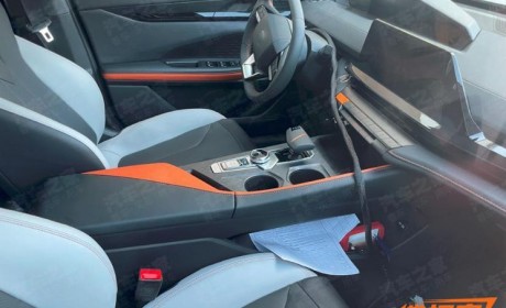 内饰设计能打几分？启源A06实车谍照