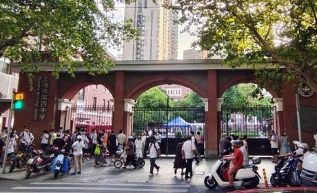 北京市严查违规电动车接送学生行为