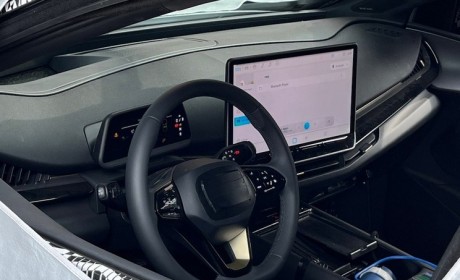 国产版Cupra Tavascan内饰谍照曝光