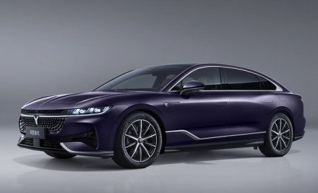 将第三季度上市 岚图追光PHEV官图发布