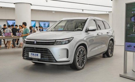 9月12日上市/多项升级 新款问界M7到店