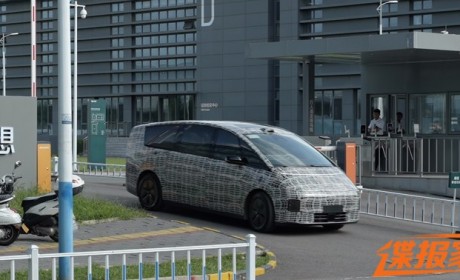 12月首发 理想MPV车型MEGA高清谍照