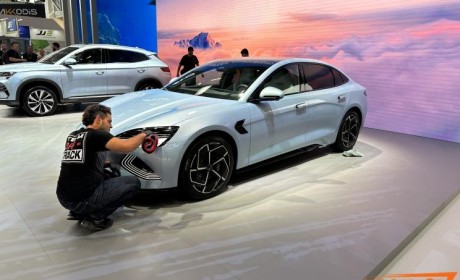 2023慕尼黑车展探馆：比亚迪海豹实车