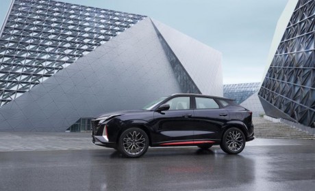 十一长假前上市 长安欧尚Z6智酷型官图