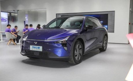 期待价格 极越01将于10月27日正式上市