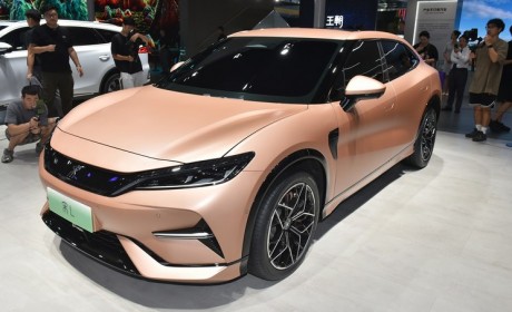 第四季度上市 比亚迪宋L内饰设计图