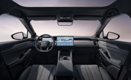 近期开启预售 比亚迪宋L四驱版内饰官图