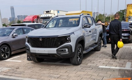 2023广州车展探馆：长安猎手皮卡实车