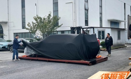 将11月15日揭晓 高合首款联名产品谍照