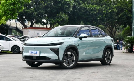 服务营运市场 易易互联三代换电站首发