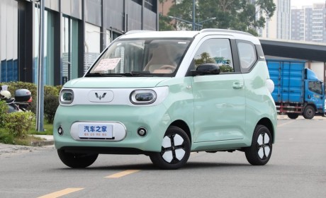 售4.18万 宏光MINIEV马卡龙新车型上市